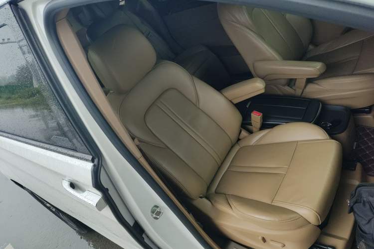 Used Buick GL8 2017 ES 28T Luxury Model China V Standard
