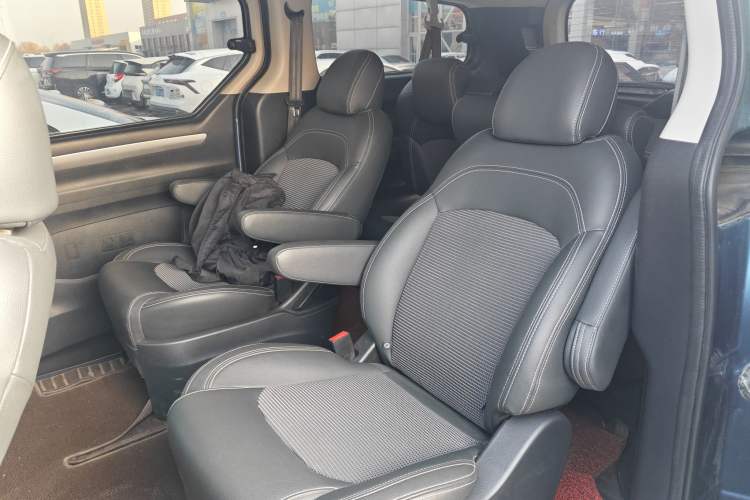 Used SAIC MAXUS G10 2018 PLUS 2.0T Automatic Elite Edition
