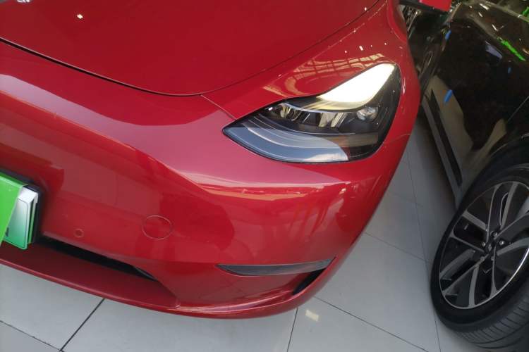 Used Tesla Model Y 2021 Long-Range All-Wheel-Drive Version 3D7
