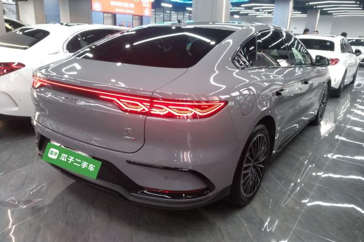 Used BYD Han 2025 DM-i Intelligent Driving Edition 125KM LiDAR Flagship Model
