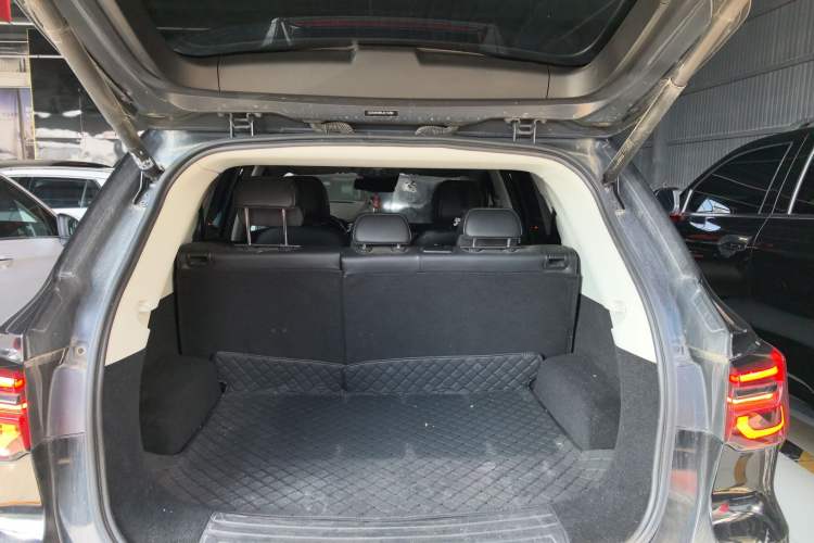 Used Roewe RX5 2020 PLUS 300TGI Automatic Ali National Style Ronglin Edition
