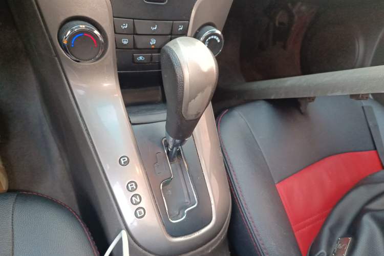 Used Chevrolet Cruze 2015 1.5L Classic SE AT
