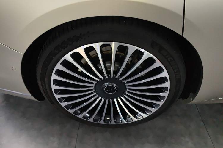 Used Hima Stelato S9 2024 All-Electric Ultra Four-Wheel-Drive Flagship Edition
