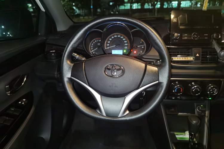 Used Toyota YARiS L 2020 1.5L CVT Luxury Edition