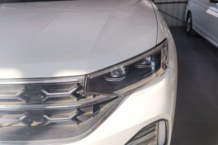 Used Volkswagen Tayron 2023 Revised Version 380TSI All-Wheel Drive R-Line High-Energy Edition