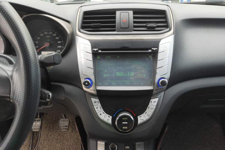 Used Haima M3 2015 1.5L Manual Elite Model
