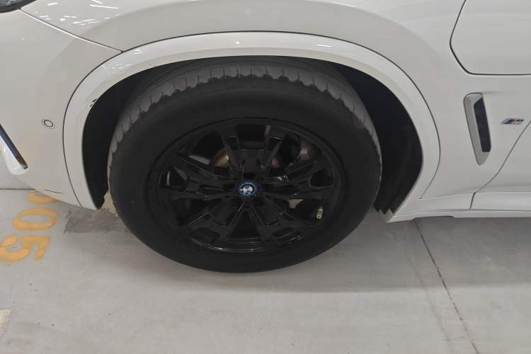 Used BMW iX3 2022 Leading Model
