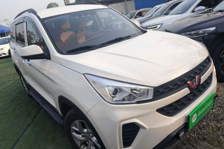 Used Wuling Hongguang S3 2019 1.5L Manual Standard Version China VI Standard
