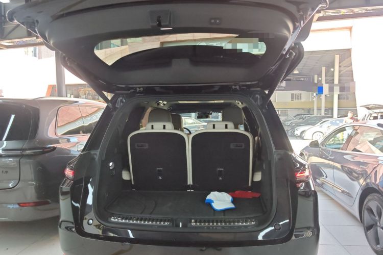 Used Li Auto L9 2022 Max model