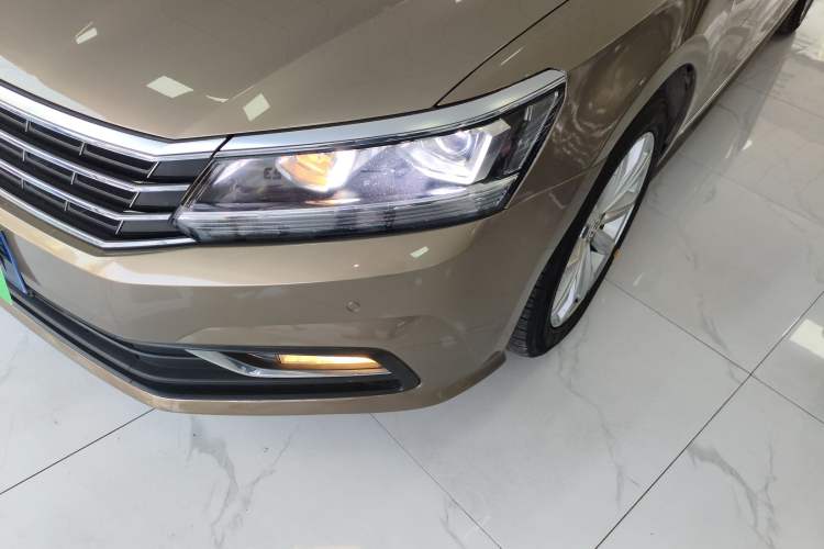 Used Volkswagen Passat 2017 330TSI DSG Luxury Edition
