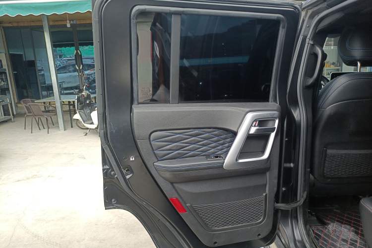 Used Beijing Auto BJ40 2023 2.0D Automatic Four-Wheel Drive Blade Hero Edition Adventurer Type
