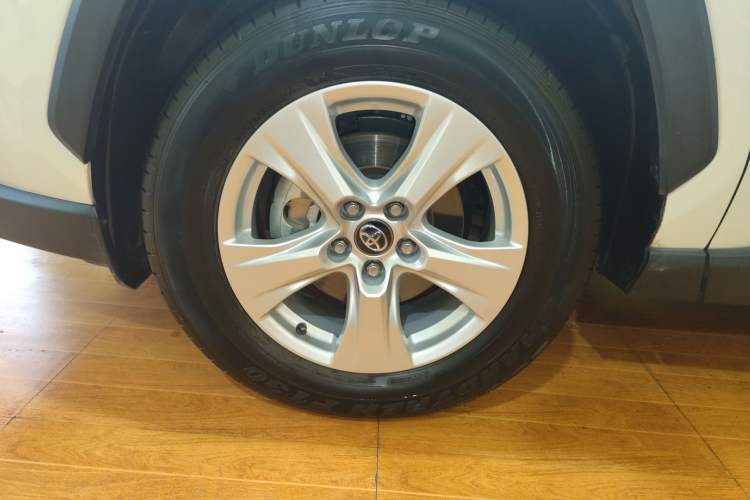 Used Toyota RAV4 2023 2.0L CVT Two-Wheel Drive Urban Edition
