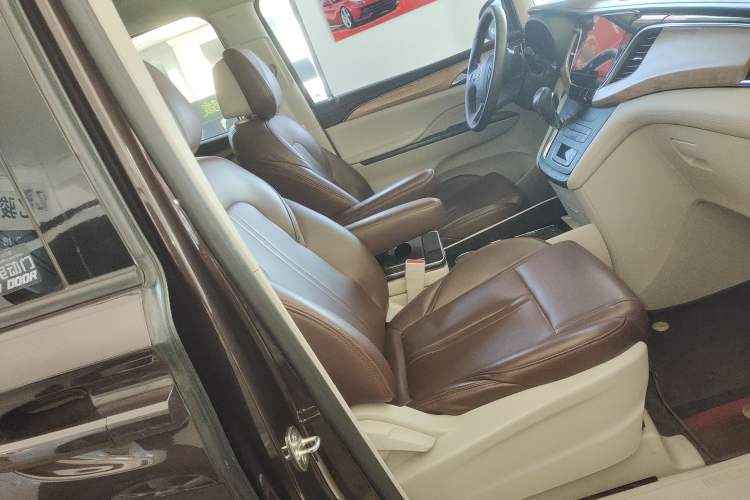 Used Buick GL8 2018 ES 28T Comfort Model China VI Standard
