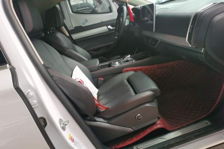 Used BYD Tang New Energy 2019 DM 2.0T All-Wheel Drive Connected Innovation Edition 7 Seats China VI Standard