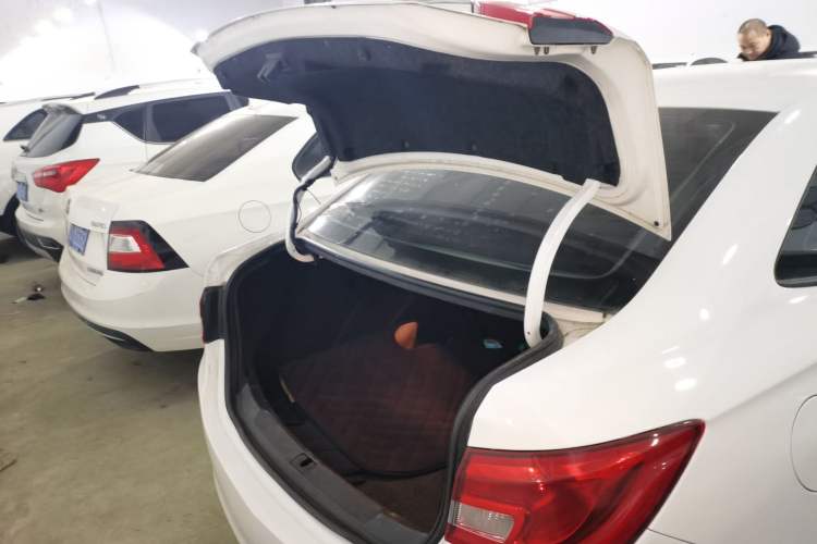 Used Buick GT 2017 15N Automatic Elite Version
