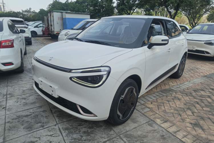 Used Dongfeng NAMMI 01 2024 New Edition 330 Plus Smart+
