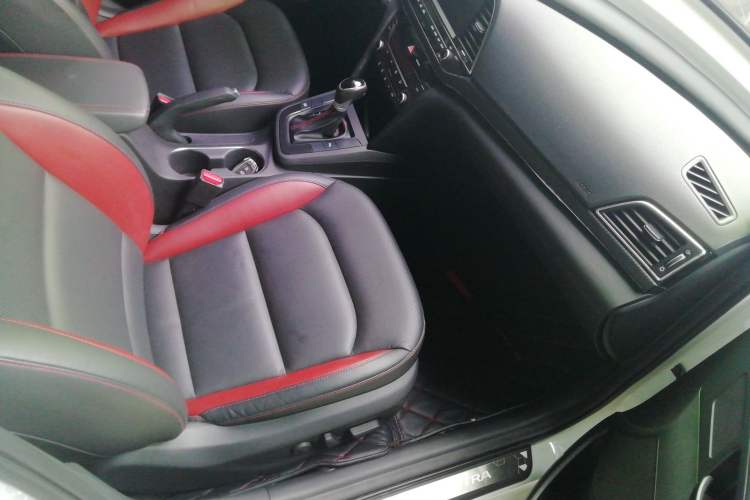 Used Hyundai Elantra 2016 1.4T Dual-Clutch Xuan Dong · Flagship Edition