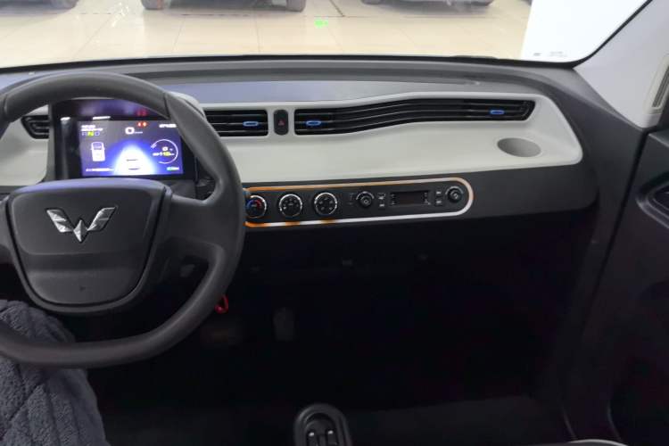 Used Wuling Hongguang MINIEV 2020 Freedom Version Lithium Iron Phosphate