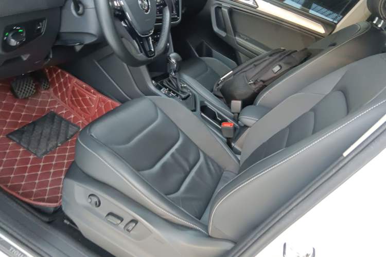 Used Volkswagen Tiguan L 2018 280TSI Automatic Two-Wheel Drive Comfort Edition