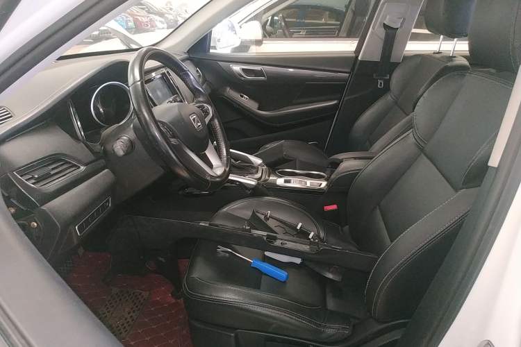 Used Zotye SR7 2017 1.5T CVT Cube Heart Edition
