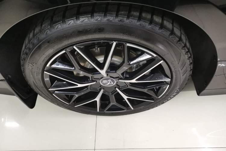 Used BYD Han 2025 DM-i 125KM Prestige Model
