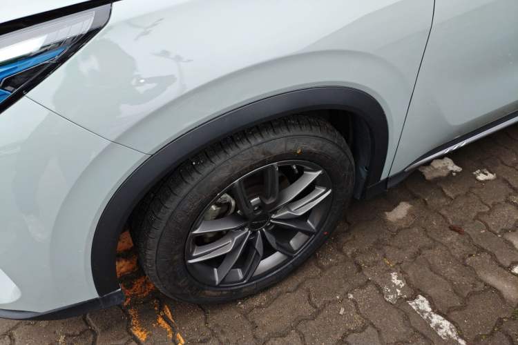 Used Dongfeng Fengon 580 2022 1.5T Automatic Enjoyment Model
