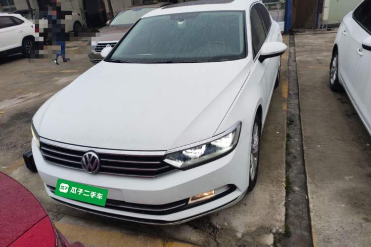 Used Volkswagen Magotan 2018 330TSI DSG Luxury Model
