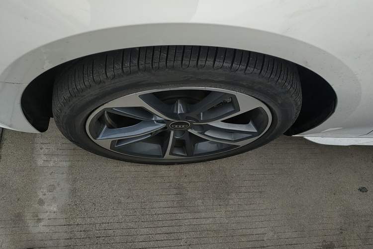 Used Audi A4L 2022 40 TFSI Fashion Dynamic Model
