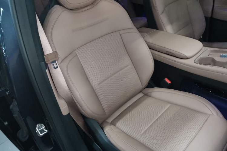 Used Nio ES6 2023 75 kWh
