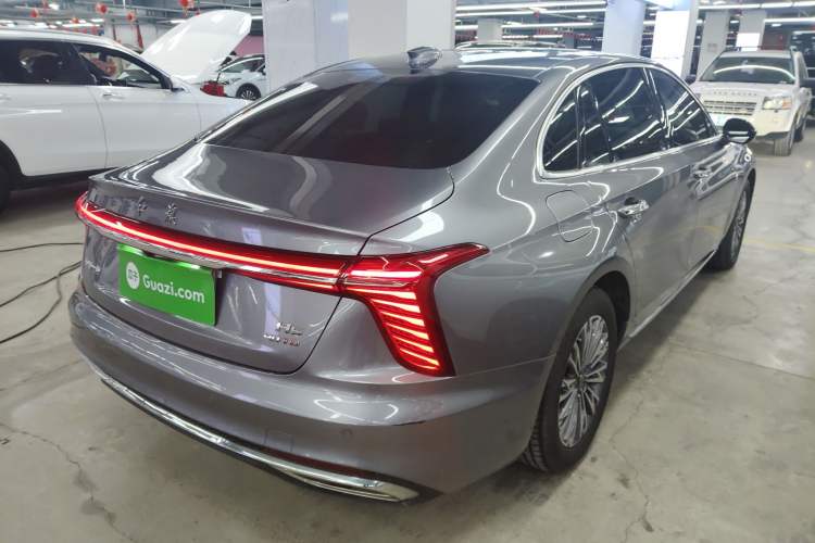 Used Hongqi H5 2023 2.0T Automatic Smart Connect Flagship Edition
