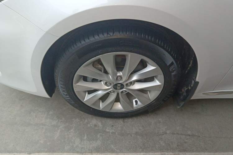 Used Kia K5 2016 1.6T Automatic LUX
