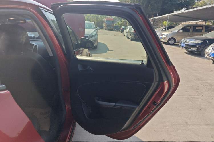 Used Buick GT 2014 XT 1.6L Automatic Fashion Edition
