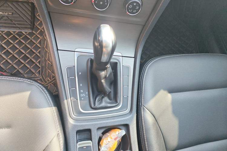 Used Volkswagen Golf 2016 1.6L Automatic Comfort Model
