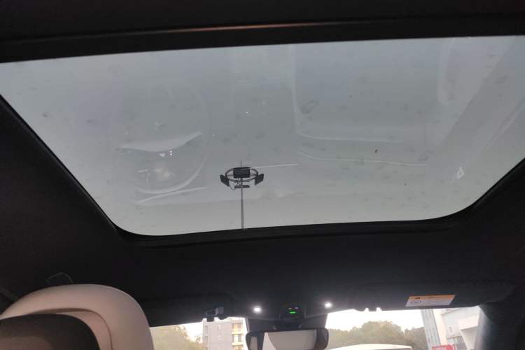 Used Nio ES6 2024 75 kWh
