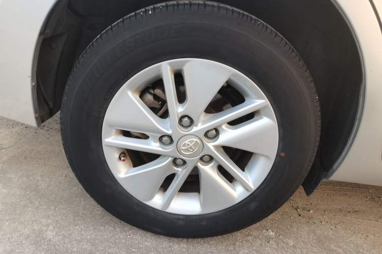 Used Toyota Corolla 2014 1.6L CVT GL-i
