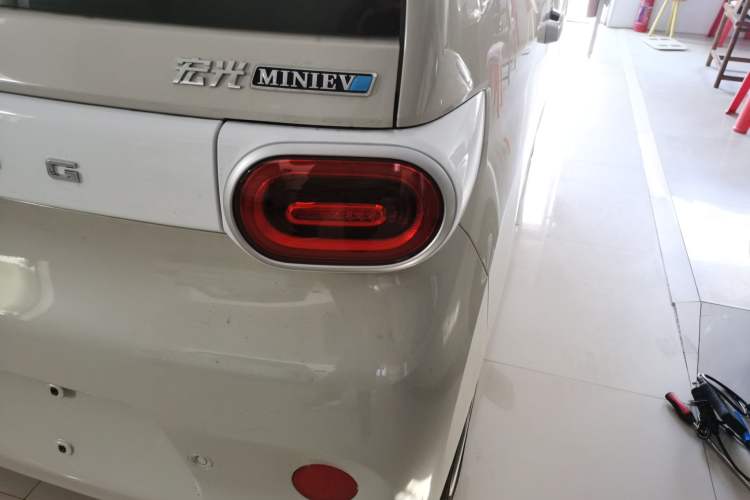 Used Wuling Hongguang MINIEV 2024 3rd Generation 215km Youth Edition
