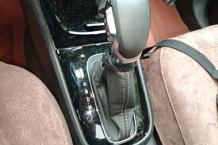 Used Buick Encore 2017 18T Automatic Two-Wheel Drive Urban Leading Model
