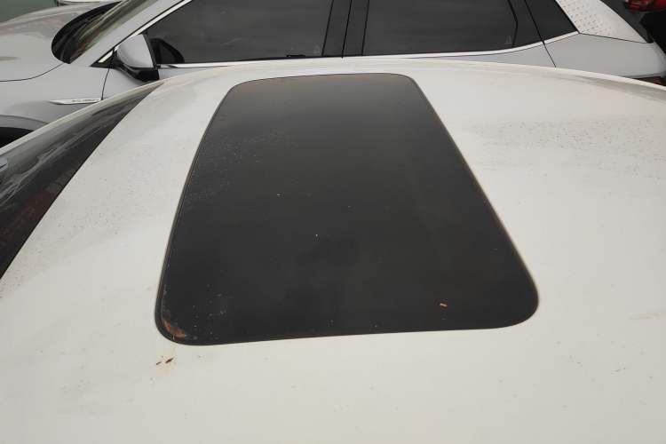 Used Chevrolet Monza 2020 Light Hybrid Redline 320T Dual-Clutch Thrilling Edition