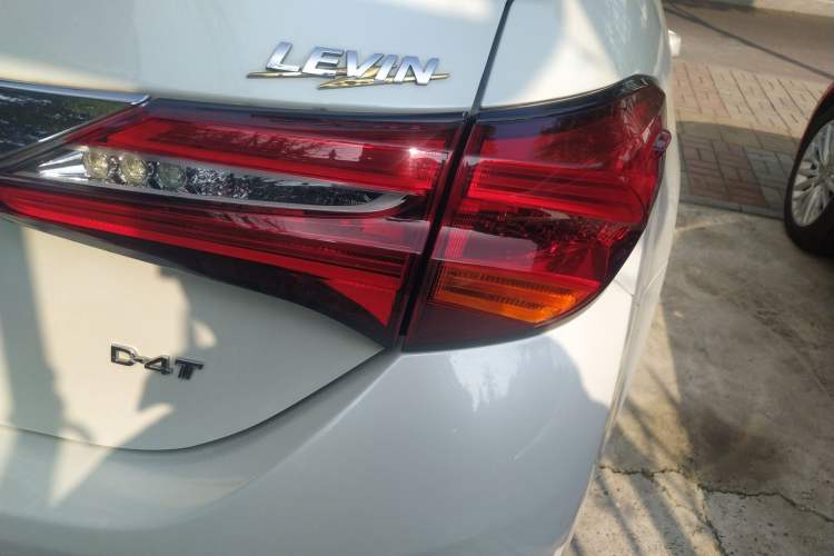 Used Toyota Levin 2018 185T CVT Prestige Version China VI Standard
