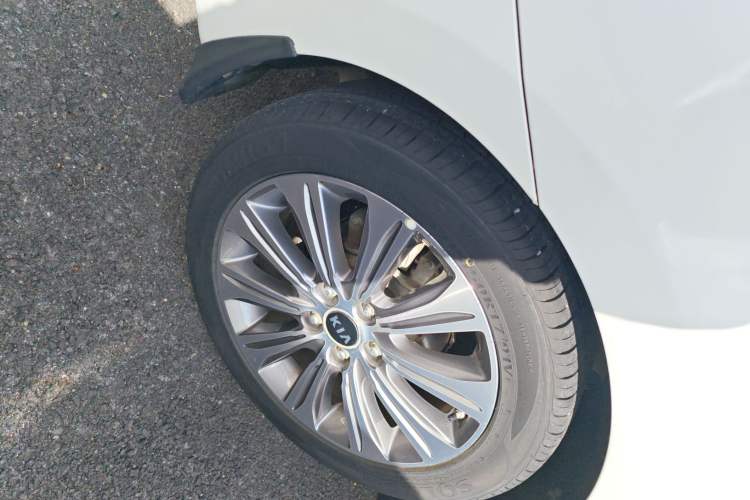 Used Kia K4 2014 1.8L Automatic DLX
