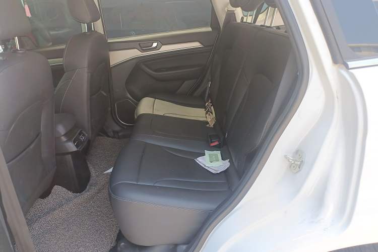 Used Haval H6 2021 Sport Edition 1.5T Automatic Elite Smart Connectivity Model with Hexagonal Grille
