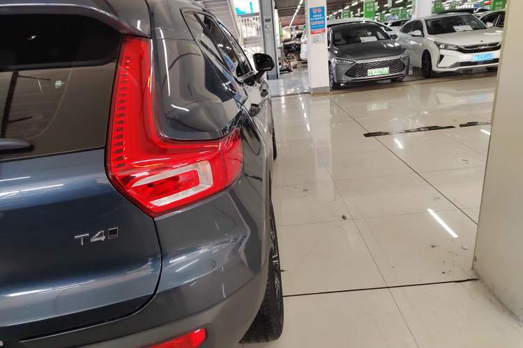 Used Volvo XC40 2022 T4 Four-Wheel Drive Smart & Luxurious Edition