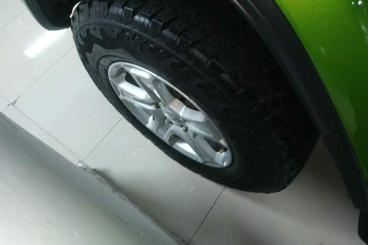 Used  Wrangler 2019 2.0T Sahara Four-Door Version China VI Emission Standard
