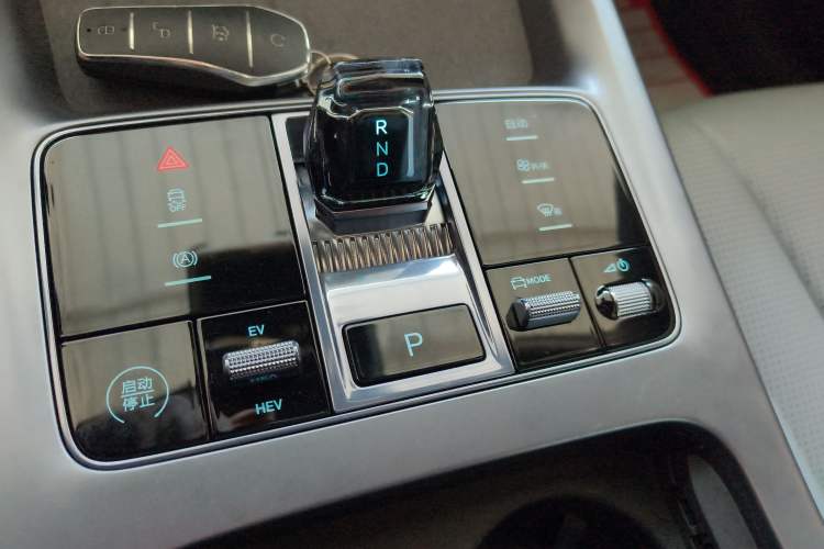 Used BYD Seal 2024 HONOR Edition DM-i 1.5L 121km Luxury Model