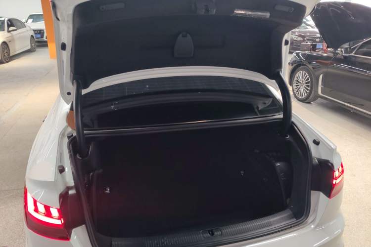 Used Audi A4L 2020 40 TFSI Fashion Dynamic Model