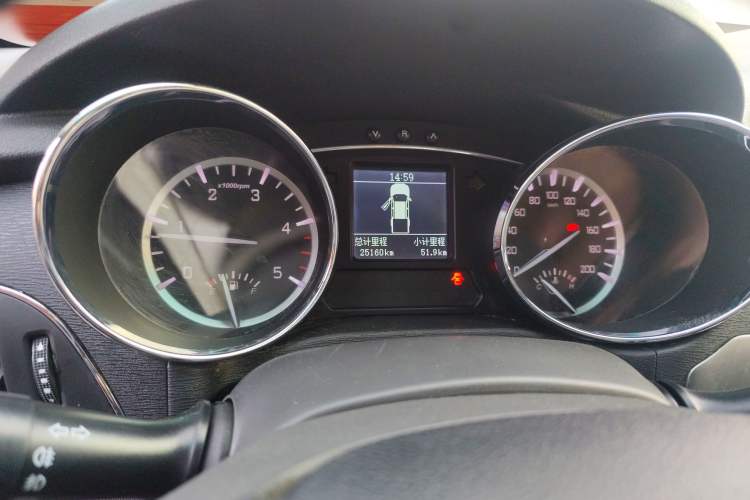 Used  T6 2020 2.0T Diesel Two-Wheel-Drive Elite Version Long Wheelbase China VI Emission Standard HFC4DB2-2E