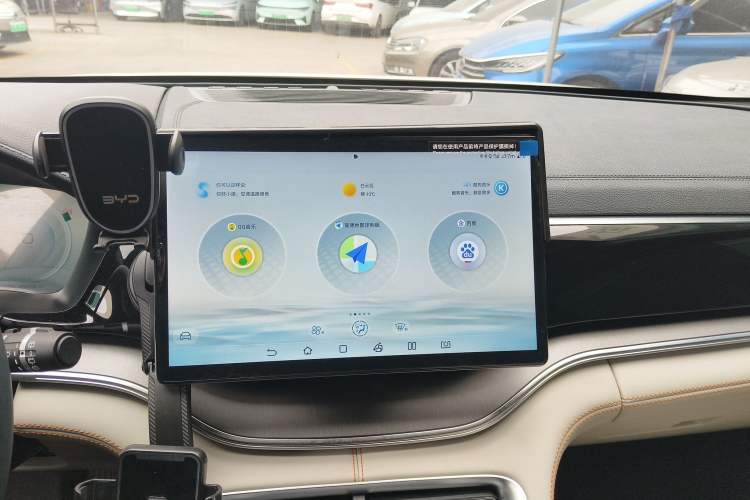 Used BYD Song PLUS New Energy 2024 Honor Edition EV 520km Premium Model
