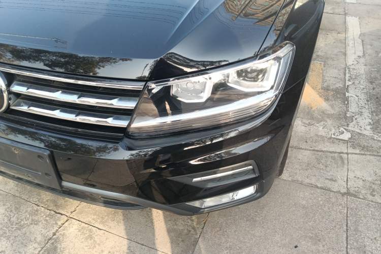 Used Volkswagen Tiguan L 2021 330TSI Automatic Two-Wheel Drive Smart Edition
