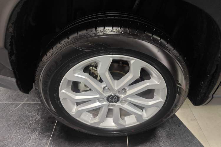 Used Toyota FRONTLANDER 2023 2.0L Smart Electric Hybrid Dual-Engine Leading Edition
