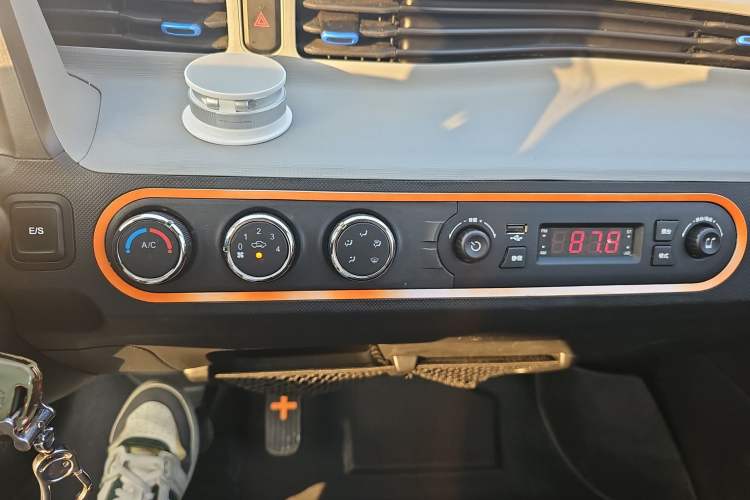 Used Wuling Hongguang MINIEV 2020 Enjoyment Model Lithium Iron Phosphate
